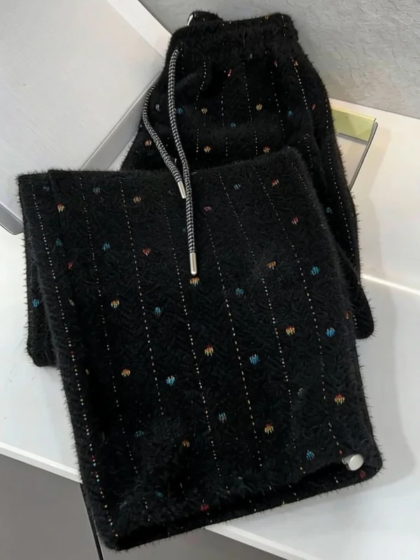 

Thickened Winter Wide Leg Pants Women's High Waist Embroidered Cashmere Heart Patterned Knife Comfortable Casual Trousers