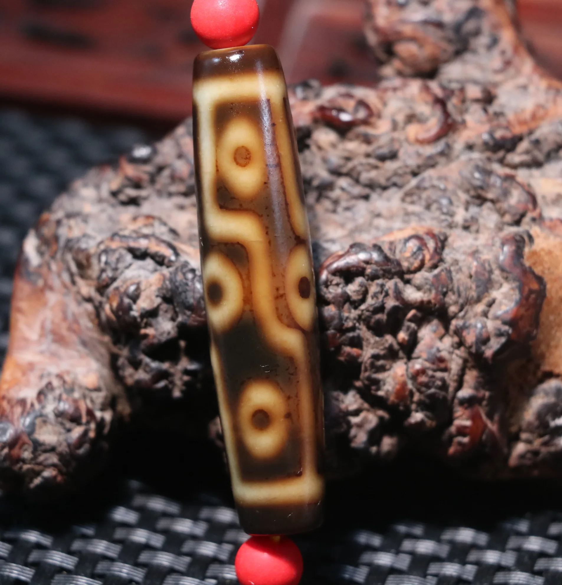 

Energy Tibetan Old Agate Fold Line 9 Eyed of Kingddom Master dZi Bead Pendant $$ Amulet LKbrother Sauces Top Quality