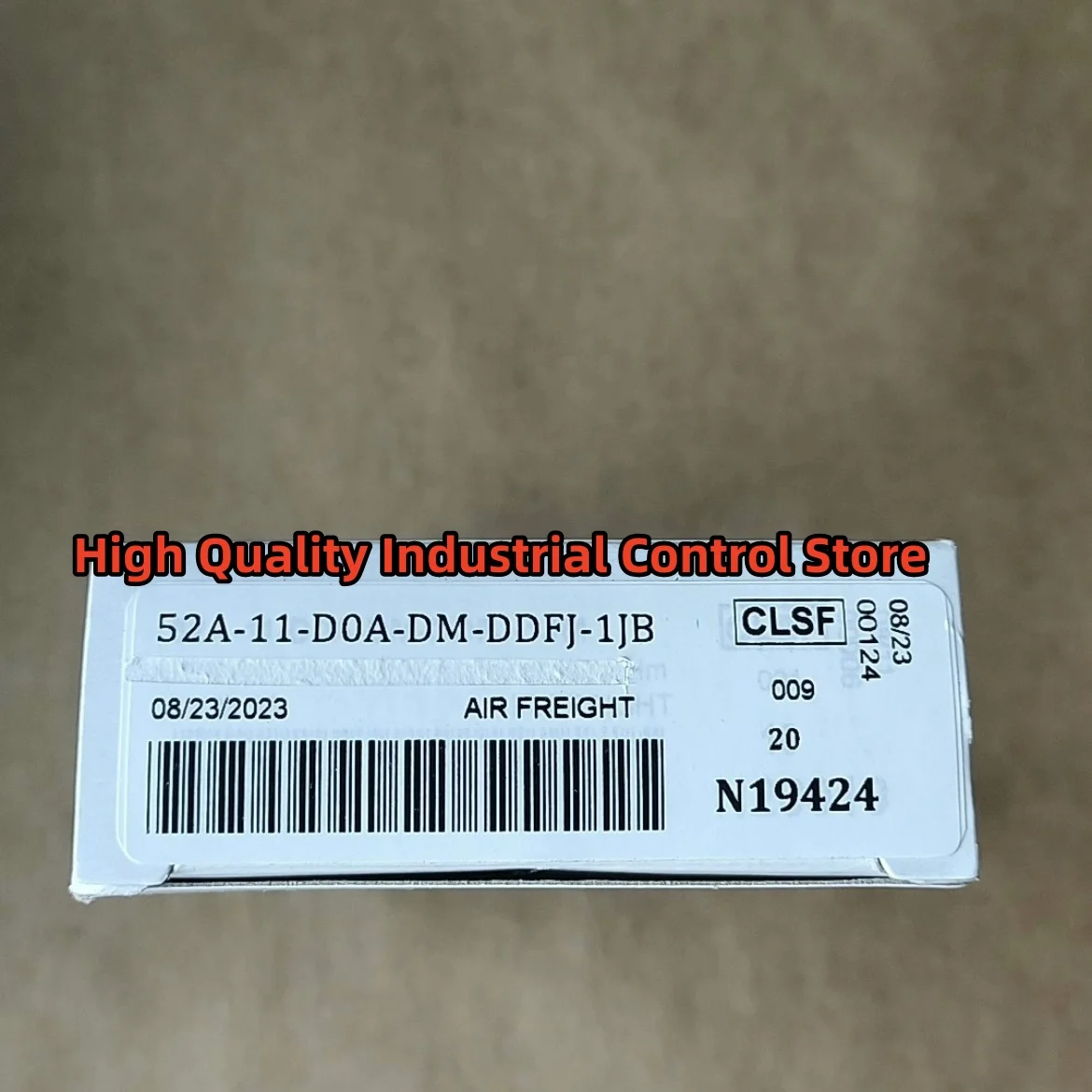 

New original 52A-11-D0A-DM-DDFJ-1JB 52A-11-D0B-DM-DDAA-1BA solenoid valve