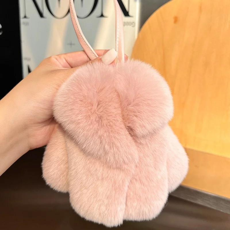 Cute real otter rabbit fur small clothes, bags, decorations, accessories, internet celebrities, high-end plush car keychains, pe