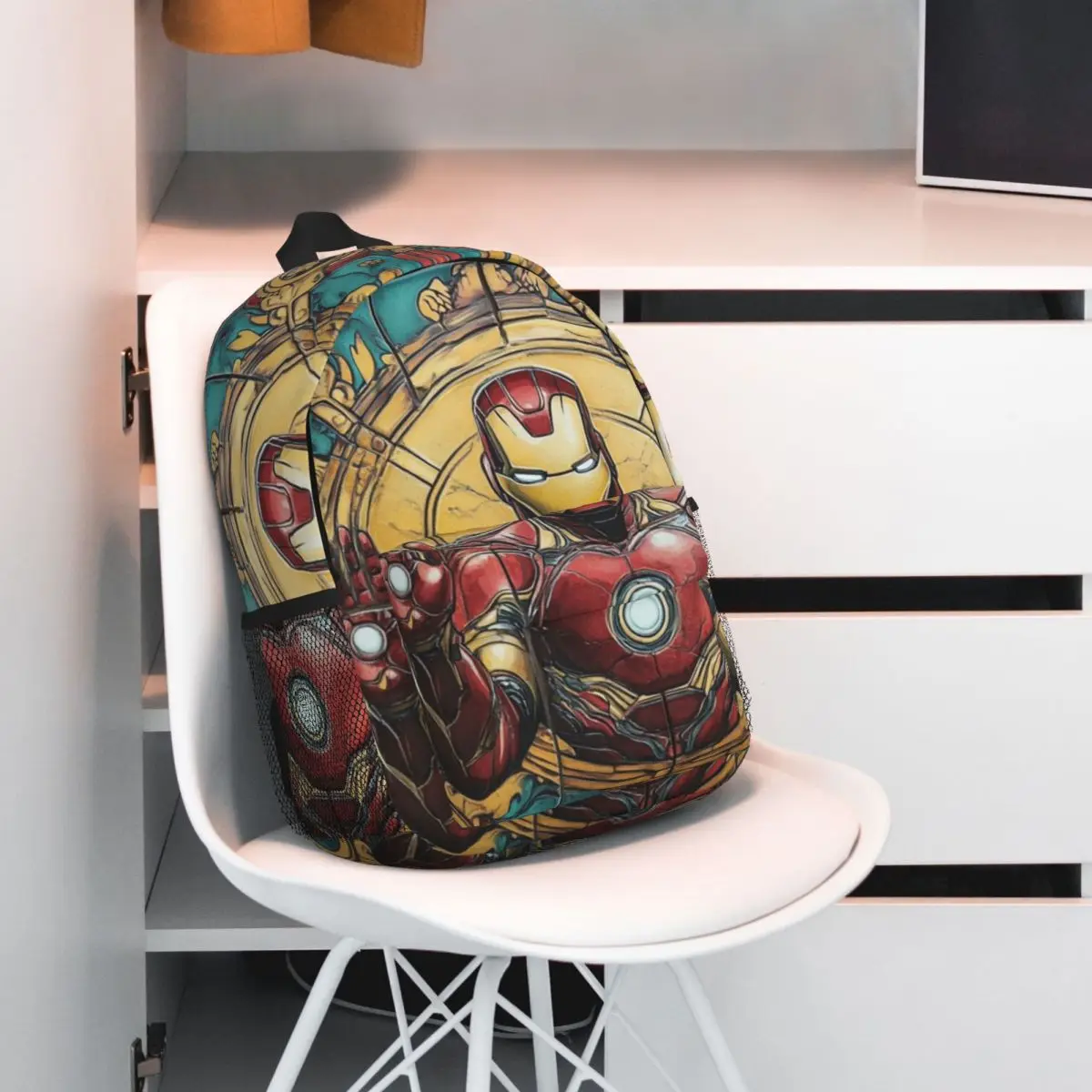 Mochila Iron Man durável de 15 polegadas – Design leve e ergonômico para conforto e conveniência