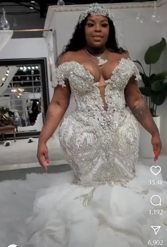 

Индивидуальное длинное роскошное свадебное платье высокого качества с открытыми плечами и блестками и бисером ручной работы