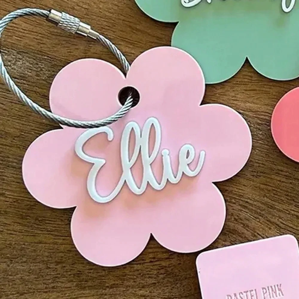 Flower Shape Customized Name Pendant Keychain, Gift