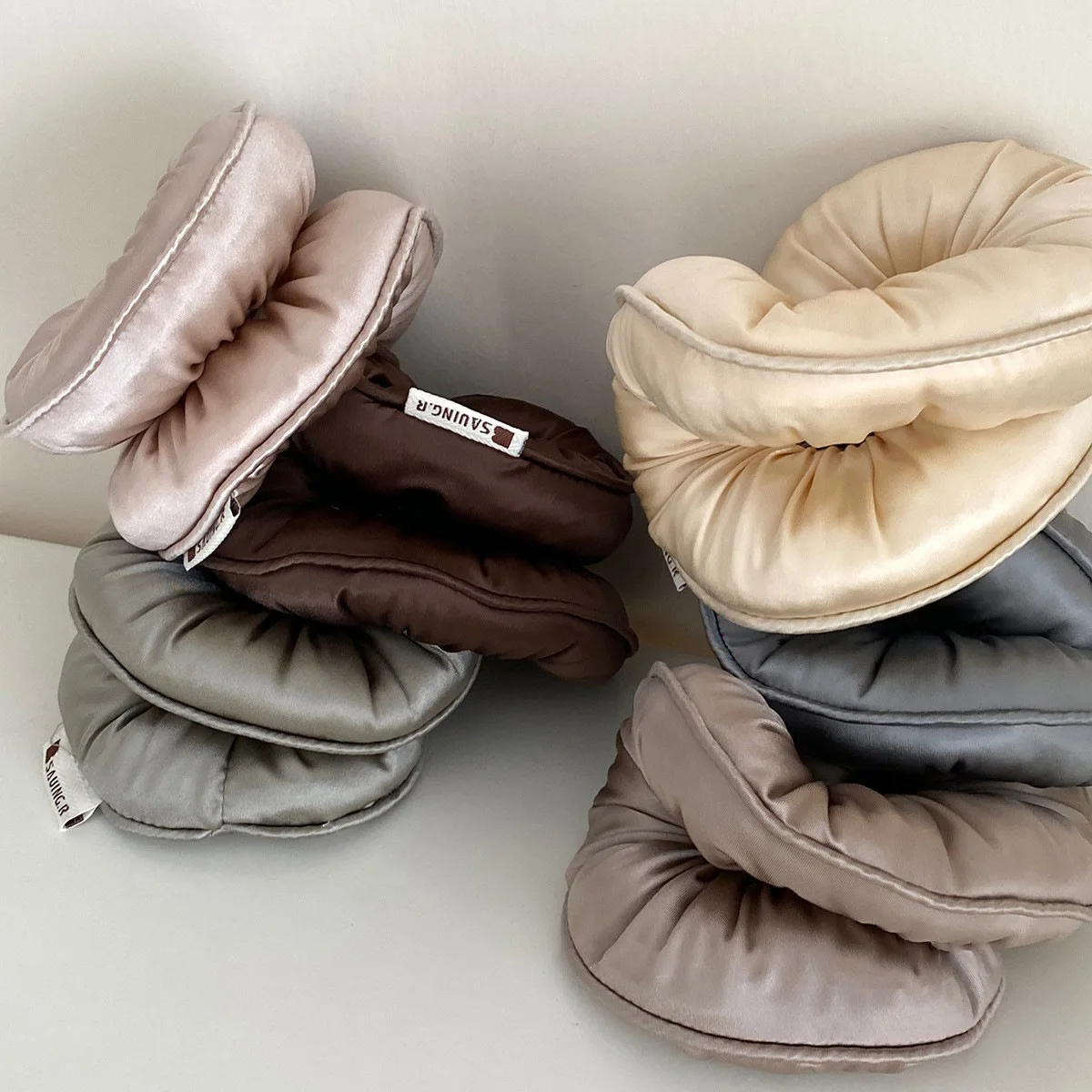 Thumbnail 2 - #51 Latest Ponytail Holders Offers