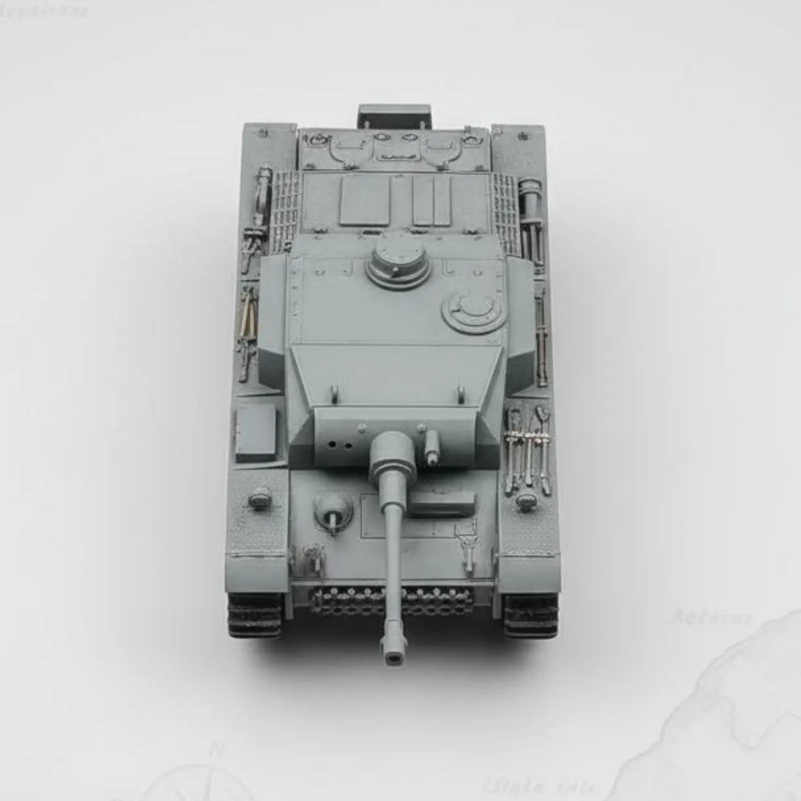

Масштабная модель немецкого штурмового танка StuG III в масштабе 1:72, высококоллекционная статическая миниатюра для украшения рабочего стола