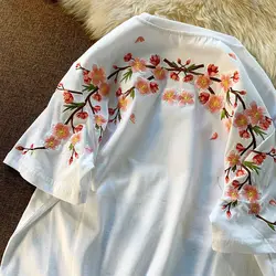 Lovers Embroidered Summer T-shirt 2024 New Women Flower Cotton T Shirt Students Casual Tee Short Sleeves Top Loose T-shirt 3XL