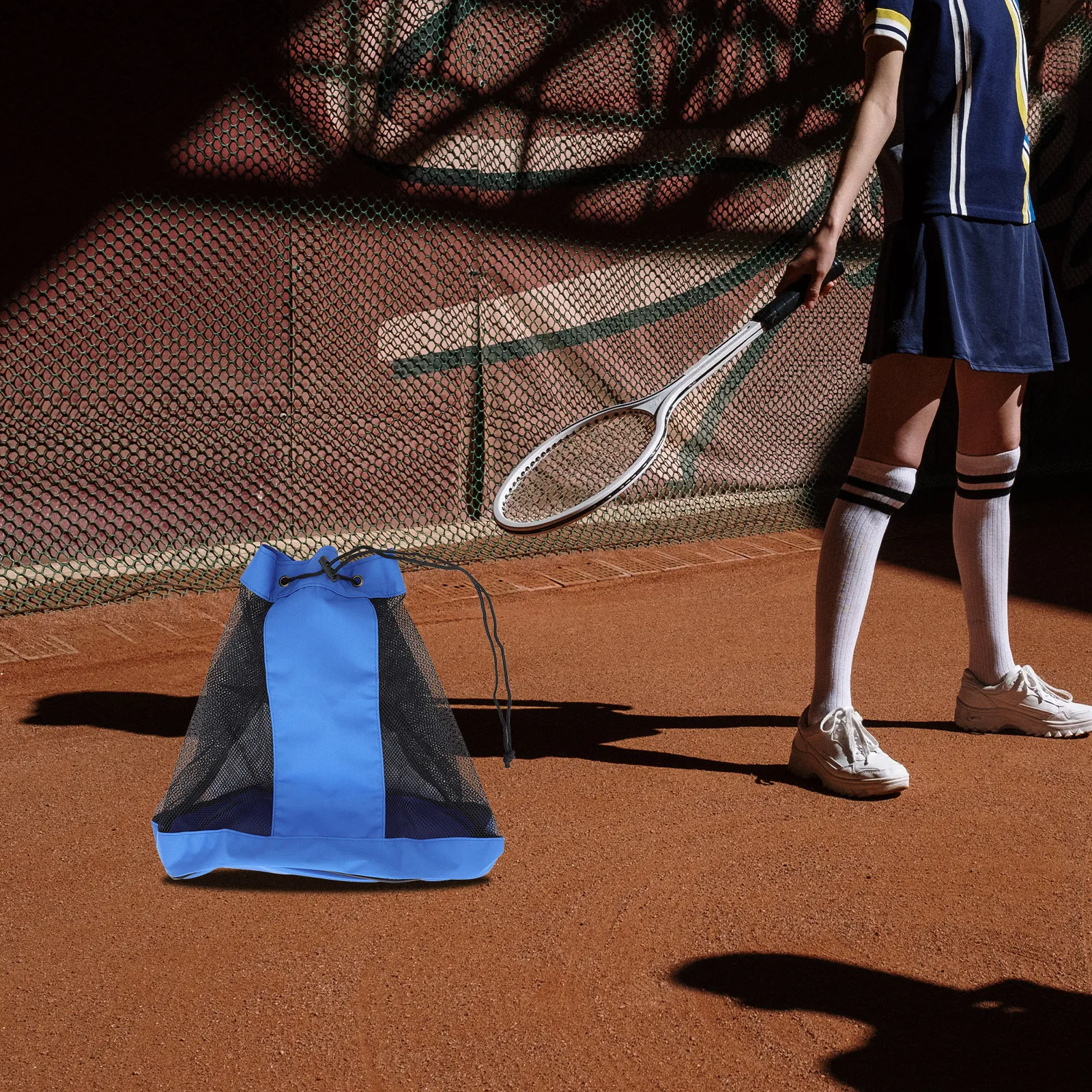 

Large Mesh Sports Gear Storage Bag Lightweight Heavy Duty Drawstring Sack for Soccer Basketball Volleyball Swim Equipment Gym