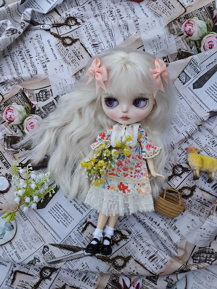 Outfits für ICY DBS Blythe Puppenkostüm im klassischen Stil, süßes rosa Blumenkleid-Set OB24 OB22 Anime 4-teiliges Set