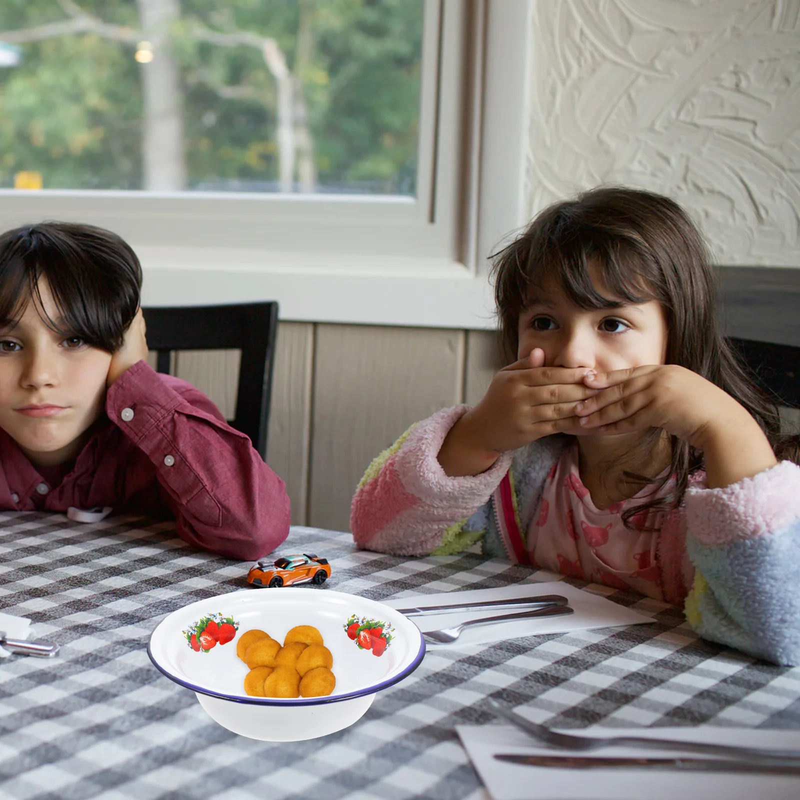 

2Pcs Enamel Soup Basins Retro Style Vintage Enameled Bowls Large Capacity Multipurpose Kitchen Mixing Dough Fruit Washing