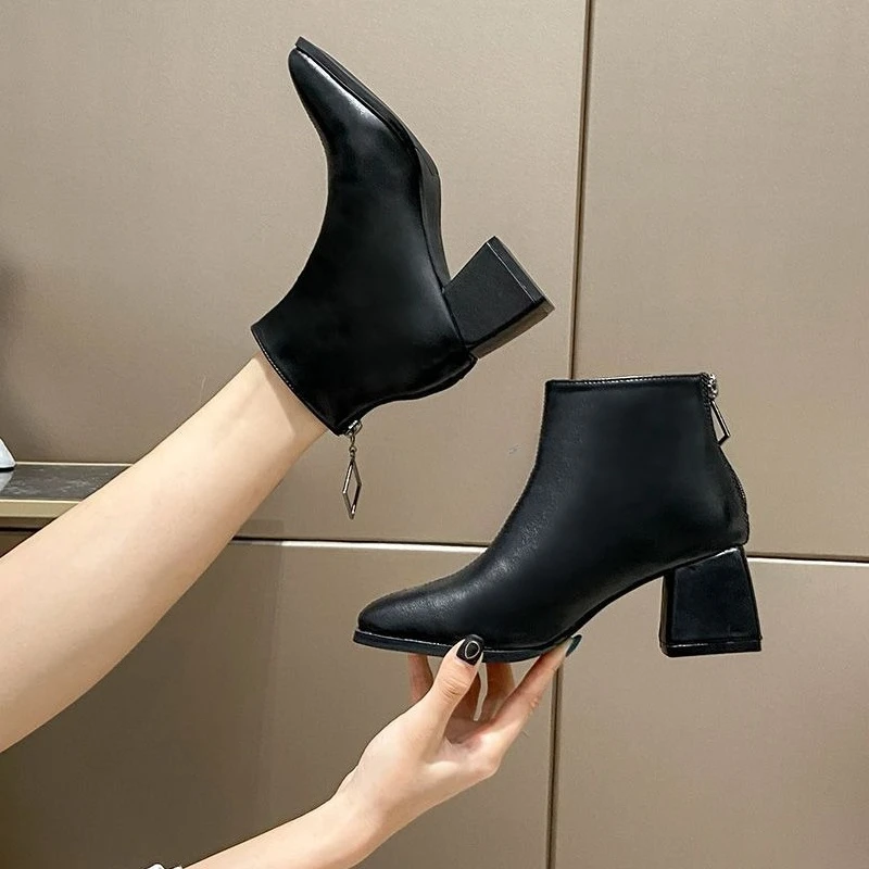 Elegant with Medium Heels Warm Woman Short Shoes Waterproof Leather Ankle Boots for Women Autumn Winter Y2k Booties on Promotion
