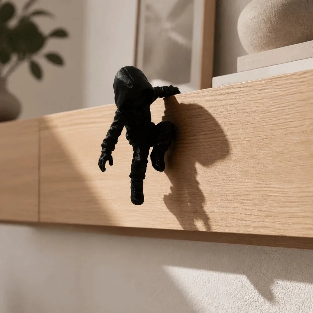 Ninja Sculpture 3D Printed Climbing Ninja Statue Funny Hanging Decor Ninja Ornaments Creative Monitor Top Decor Gaming Room