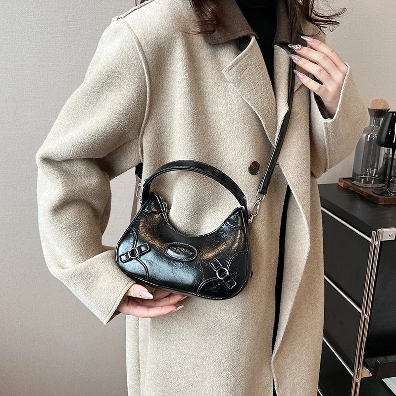 LEFTSIDE Shoulder Bags for Women PU Leather Females New 2023 Winter Trend Winter Korean Fashion Saddle Bag Handbags and Purses