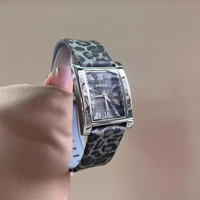 

Новые женские часы 2026 с леопардовым принтом, большой квадратный циферблат, повседневные и модные кварцевые часы — часы и аксессуары