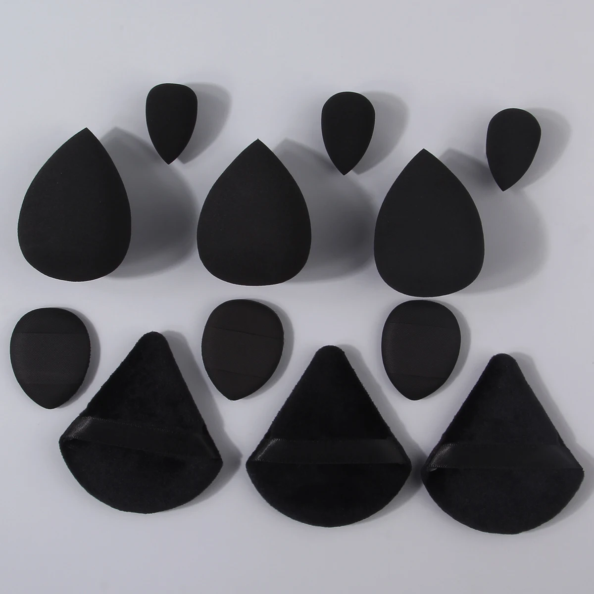 12 peças de sopro de pó em vários formatos/conjunto de ovos de beleza de esponja: tamanho de ovo de esponja, sopro de pó triangular, sopro de pó de polegar