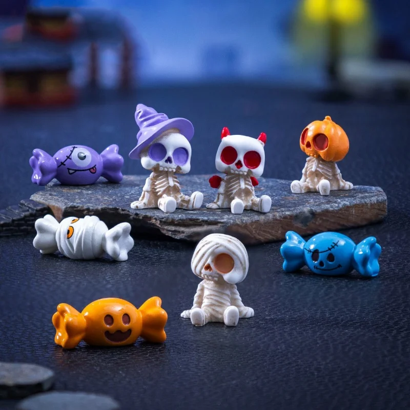 Miniature landscape 4Pcs Halloween Figurines Set Spooky Resin Decor with Pumpkins Ghosts Skulls for Party Home Garden Decoration