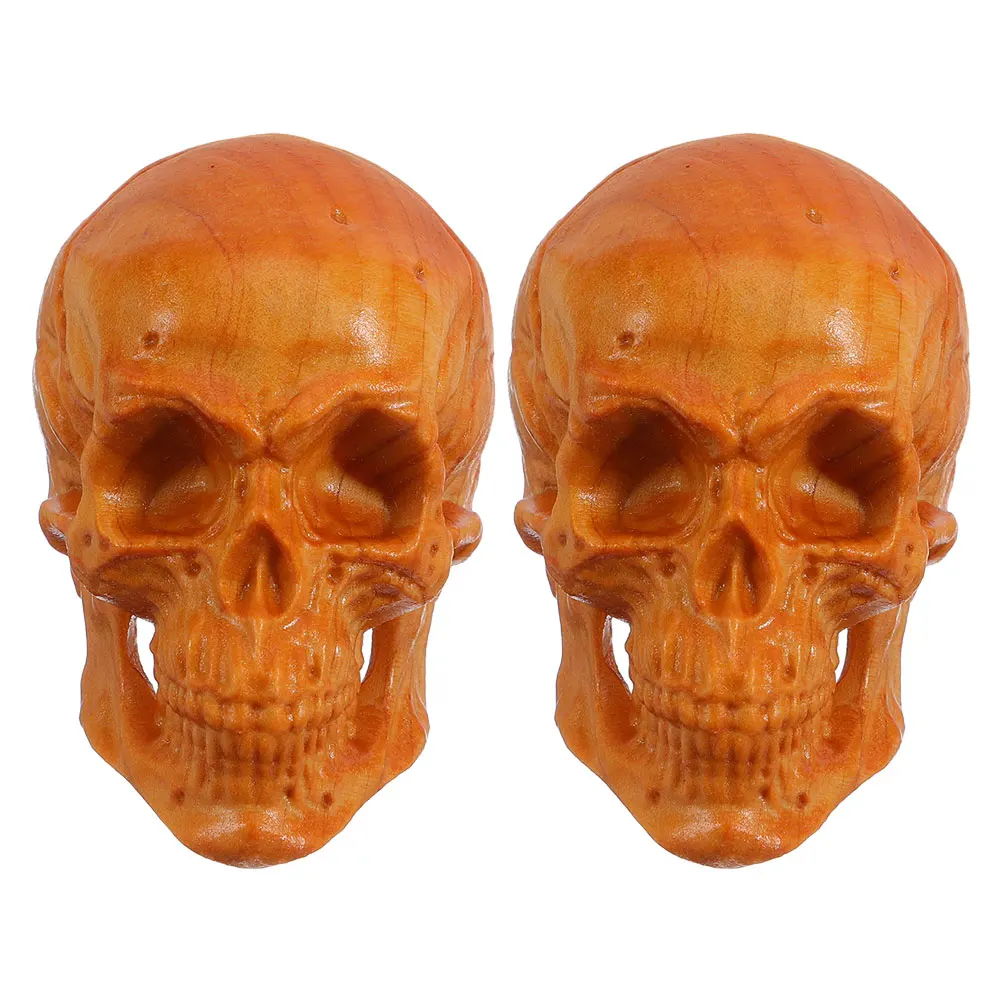

2Pcs Small Wooden Skull Sculpture Detailed Craftsmanship Home Decor Accessory for Study Office Shelf Display Vintage Gothic