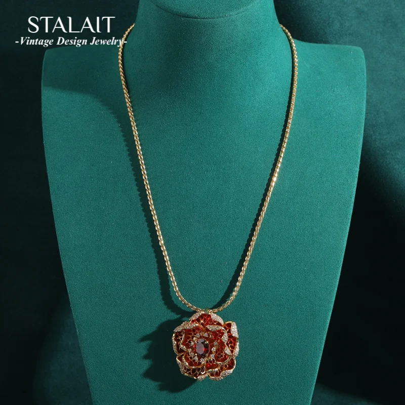 

Vintage Red Flower Necklace Pendant Woman Rhinestones Blue Crystal Bridal Jewelry Gold Color Chain Accessories Wedding 2025