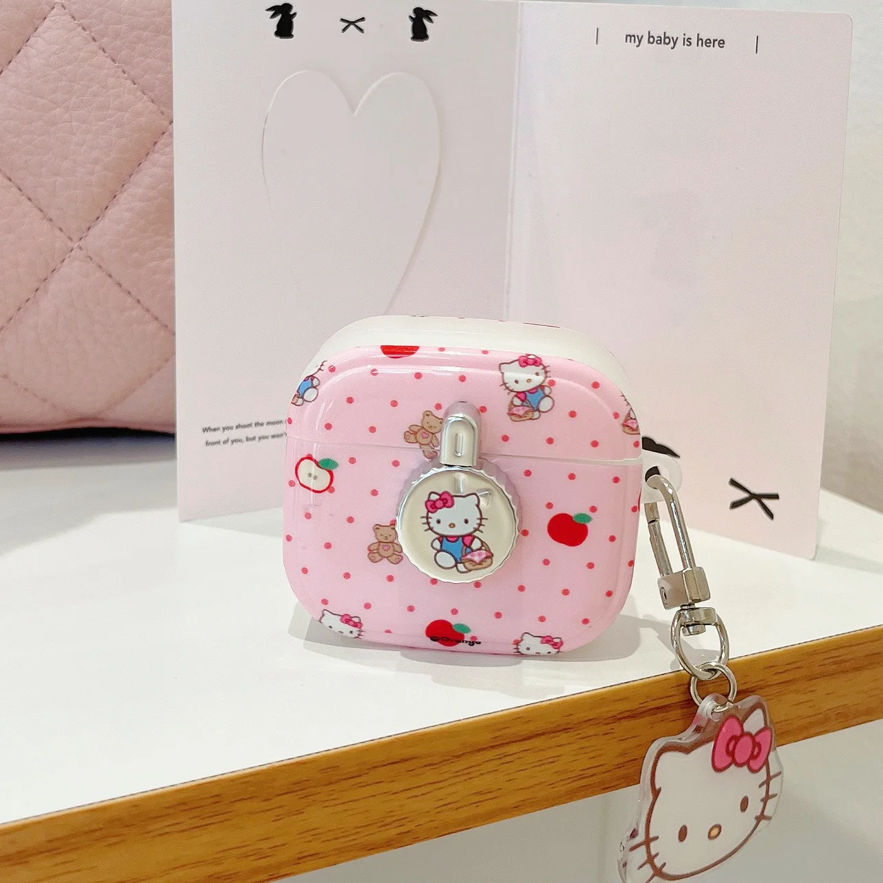 Sanrio Hello Kitty Kopfhörer-Hülle, Cartoon-Anime, cool, Anti-Drop, Geburtstagsgeschenk, geeignet für Airpods 4, 1, 2, 3, Pro, Pro2