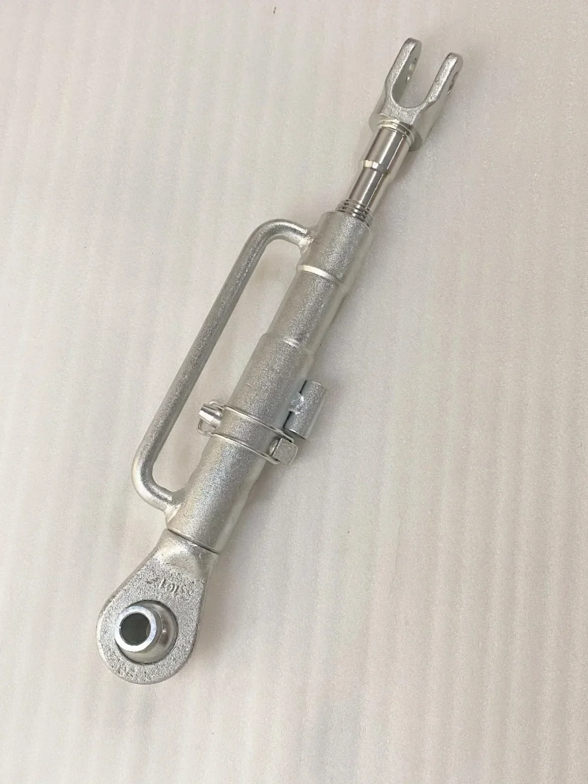 

Applicable to John Deere 6 M2104 Tractor 6j1654 Traction Arm Suspension Stabilizer