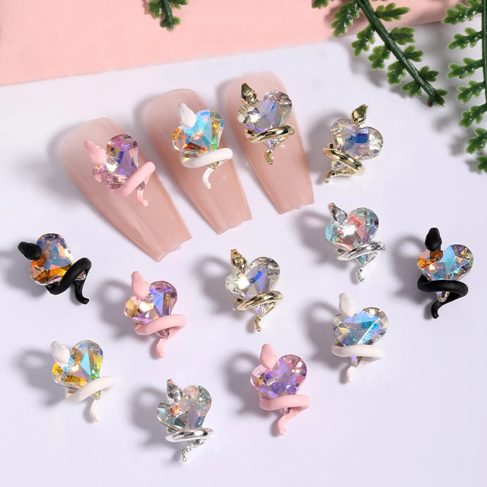 10Pcs Crystal Gem Snake Nail Art Charm 3D Snake Surround Heart Diamond Nail Decoration DIY Luxury Sparkling Nail Accessories