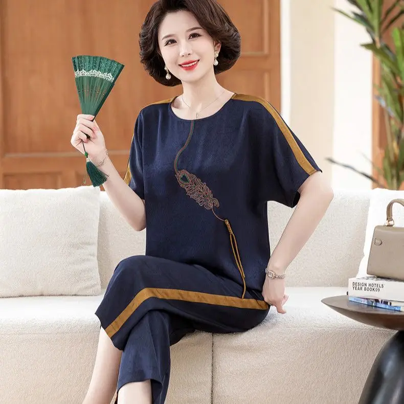 

Summer New Short Sleeve Cropped Pants Plus Size Leisure Sportswear suit