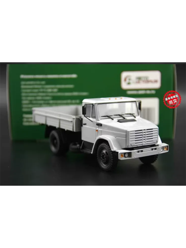 Diecast SSM 1:43 Scale Soviet Russian Kamas Truck Gil ZIL Alloy Truck Model Finished Simulation Collection Car Gift Toys ﻿