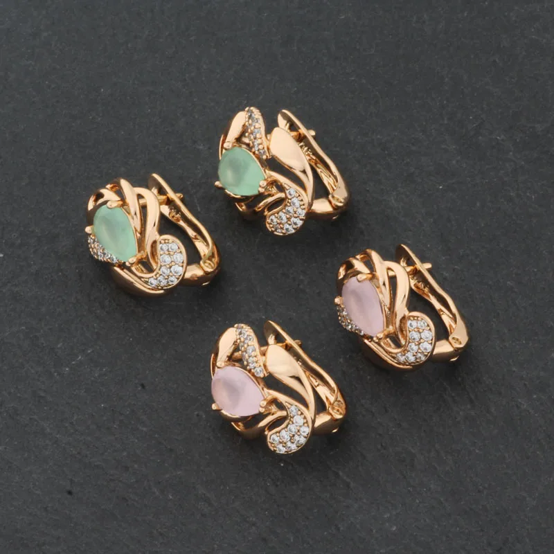 Женские серьги из розового золота 585 пробы, с натуральным Цирконом Женские серьги из розового золота 585 пробы, с натуральным Цирконом