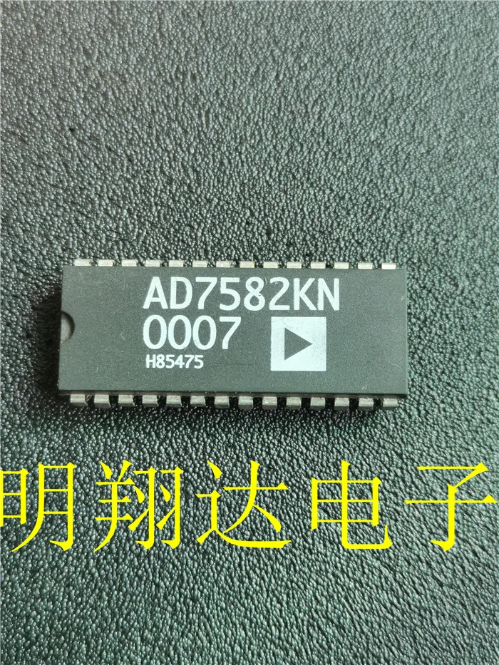 

Бесплатная доставка AD7582KN IC 10 шт.
