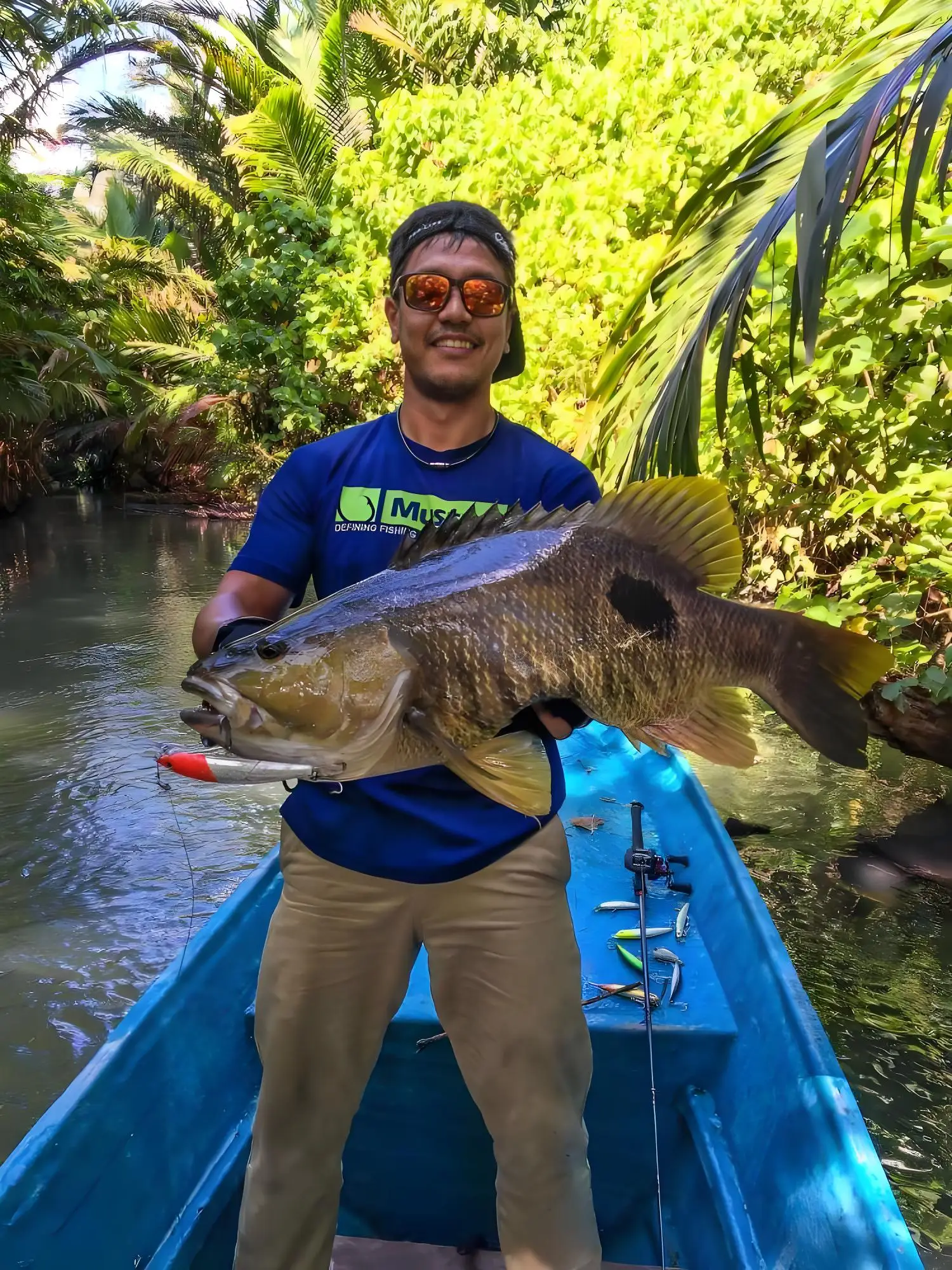 

12V 24V 100Ah 120AH 150AH 200AH 300Ah 400Ah Lifepo4 lithium battery pack bluetooth BMS for Outdoor fishing boat solar propeller