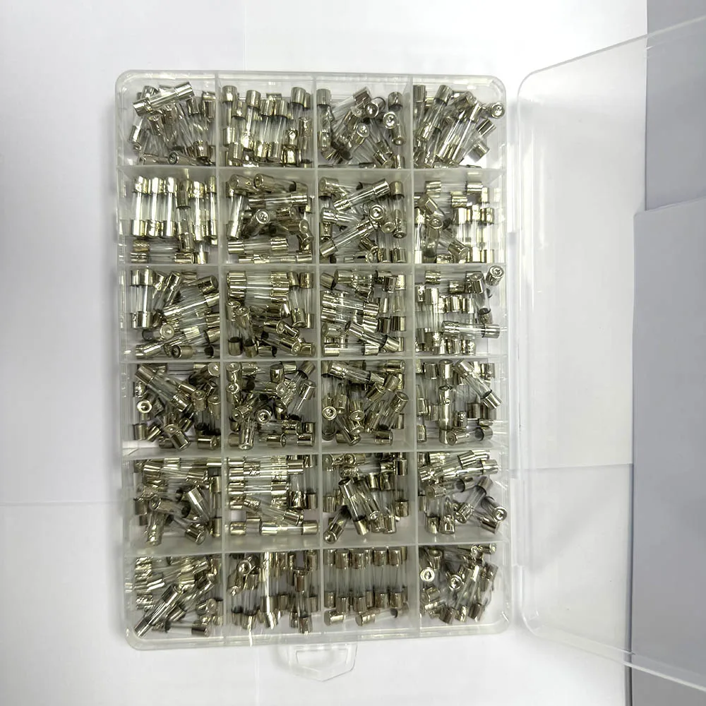 360-teiliges Sortiment an Automobilglas-Sicherungen, 250 V, 0,5 A–25 A, 5 x 20 mm, 6 x 30 mm, elektrische Sicherungen für Autos, 24 verschiedene Werte. – Detail 3