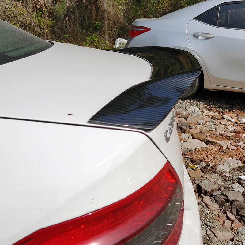 New design For Mercedes Benz W204 Spoiler 2008 to 2013 C Class C-Class C180 C200 C220 C63 glossy black carbon fiber ABS spoiler