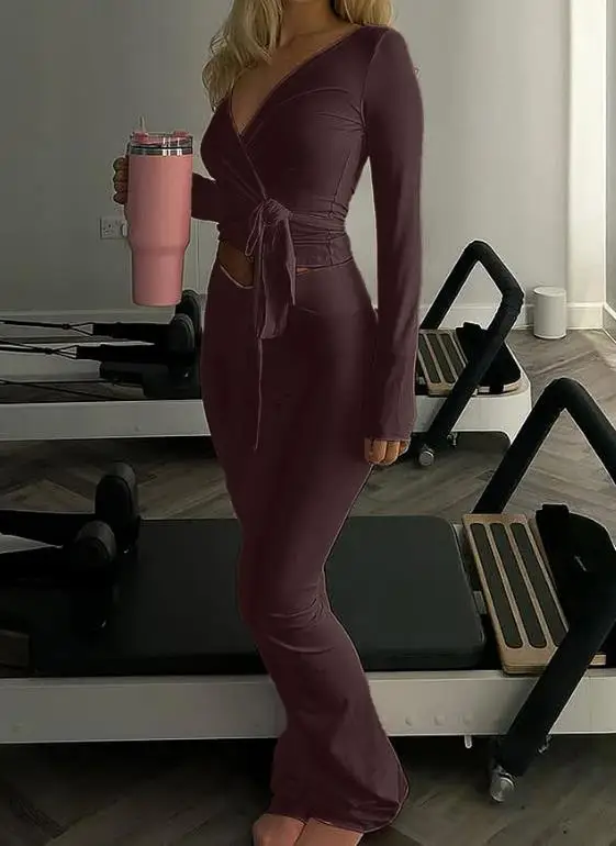 

Women's Sports Style Long Sleeved Top And Yoga Pants Two-Piece Set Autumn/Winter 2025 Collection