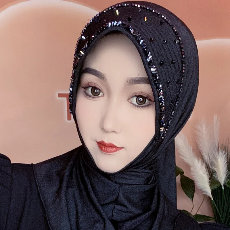 Ethnic Headscarf for Muslim Women Soft Brim Sponge Winter Pull-on Scarf Head Cover Diamond Tassel Elegant Beading Female Hijabs