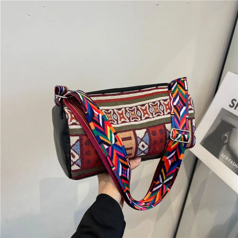 Large Capacity Ethnic Style Crossbody Bags Woven Bag Messenger Bag Fringe Shoulder Bag Geometric Handbag Bohemian Tote Bag Women