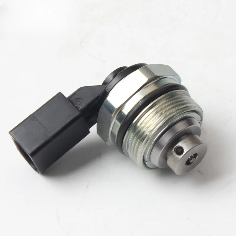 

03h127025 Suitable for Audi Q7 Volkswagen Passat 3.6 Porsche High Pressure Oil Pump Solenoid Valve Plug