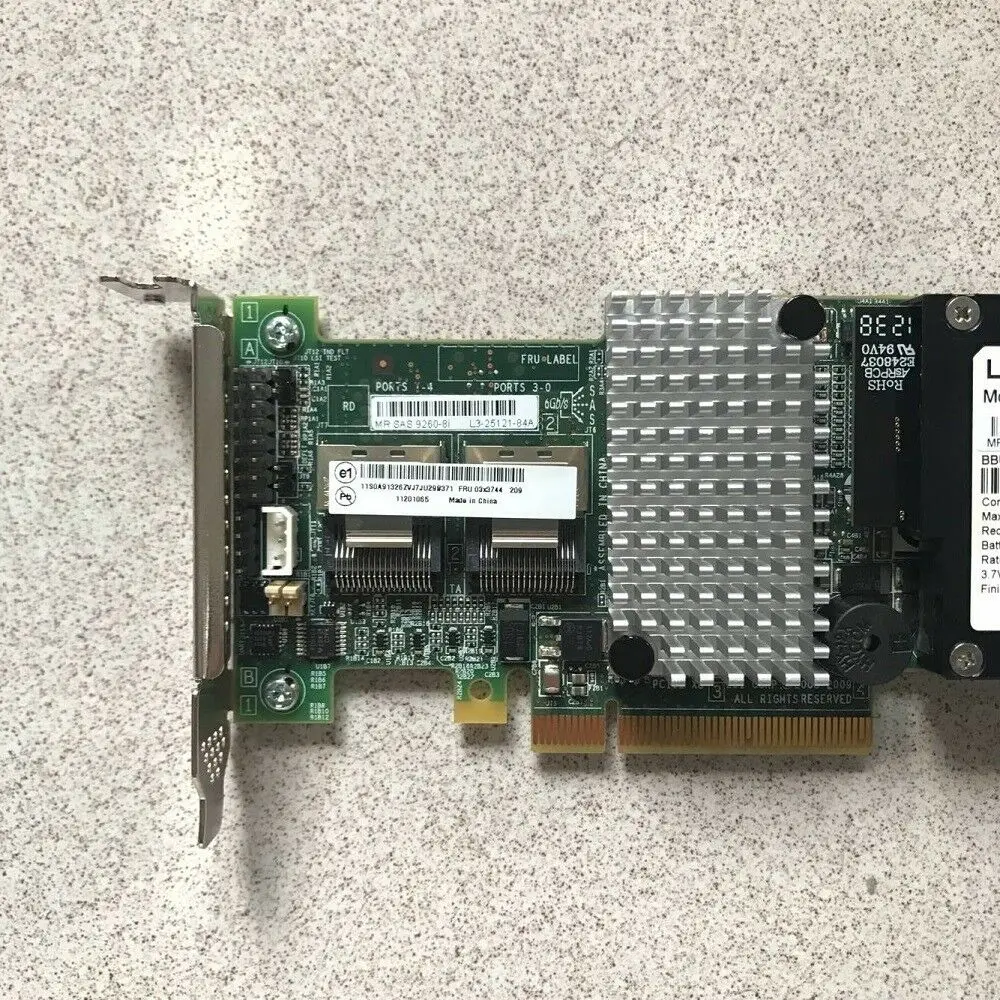 LSI MegaRAID SAS/SATA 9260-8i 8 منافذ + بطارية LSI bbu08 بطاقة مداهمة