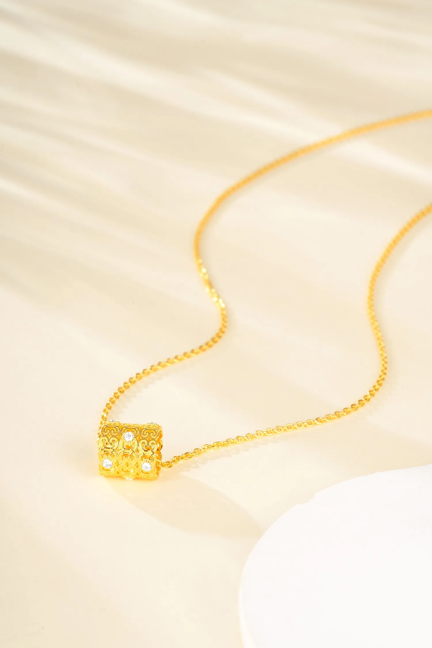 

Lium Gems 24 Gold vermeil Cubic Zircon Cylinder Pendant Necklaces 925 Sterling Silver base jewelry gift for women