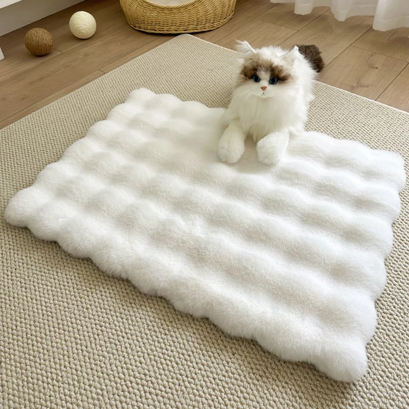 

Soft Plush Cat Mat Warm Bubble Fleece Pet Sleeping Pad Universal for All Seasons Dog Blanket Kitten Puppy Rest Cushion