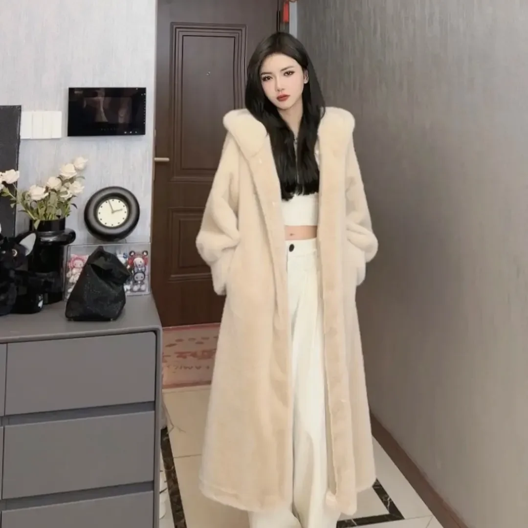 Women's Long Hooded Mink Velvet Jacket Autumn Winter Thick Warm Parka European Fashion Fur Overcoat Popular One Fur Co