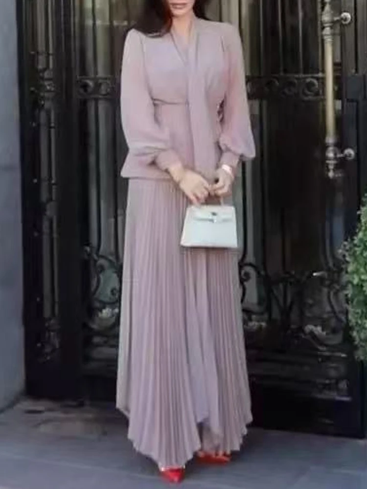 Jupe longue Sexy à col en v, gilet assorti, tenues à la mode, taille haute, couleur unie, costume 3 pièces, ensemble de transport élégant plissé pour femmes, 2025