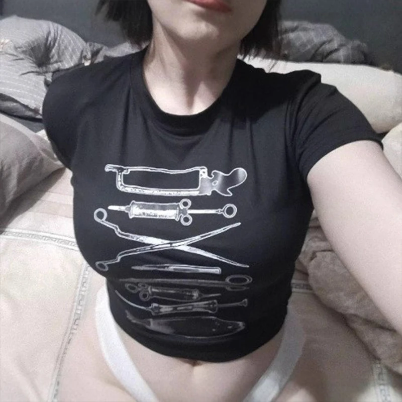 

Emo girl Y2k style aesthetic streetwear women's T-shirt summer casual Gothic letter short sleeved 90s retro garbage slim fit T-s