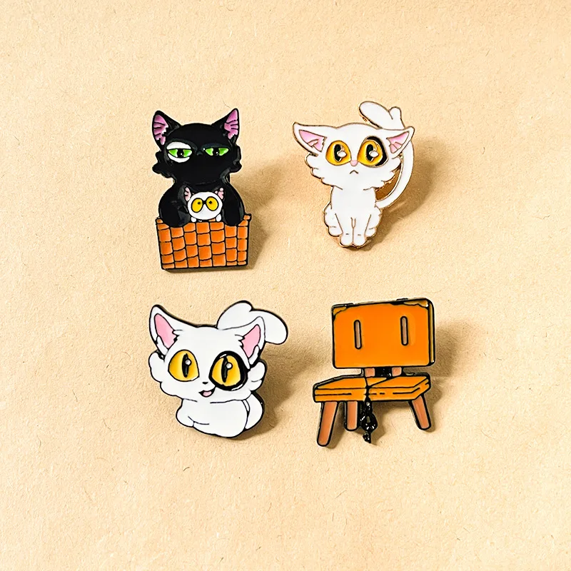 Anime Suzume No Tojimari Daijin Enamel Pin White Cat Bag Brooch Cartoon Animal Badge Denim Lapel Pin Jewelry Cosplay Accessories