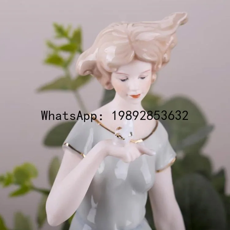 

PYJ European ceramic character ornament home jewelry living room decoration creative gift