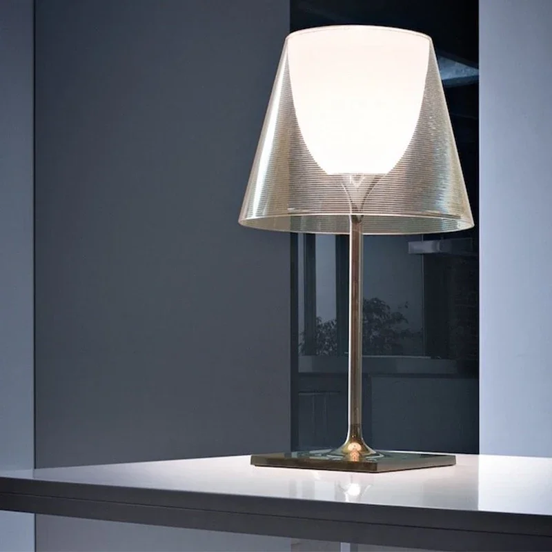 

Italian Designer Floor Lamps Acrylic Tabled Lamps Living Room Bedroom Restaurant Office Cafe Study Bedsides Lighting Luminaires