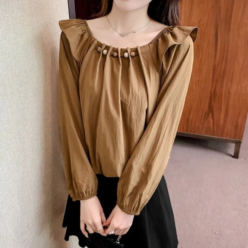 Womens Fall 2026 Design Bead Detail Pleated Neck Shirt Sweet Temperament Relaxed Fit Slimming Blouse