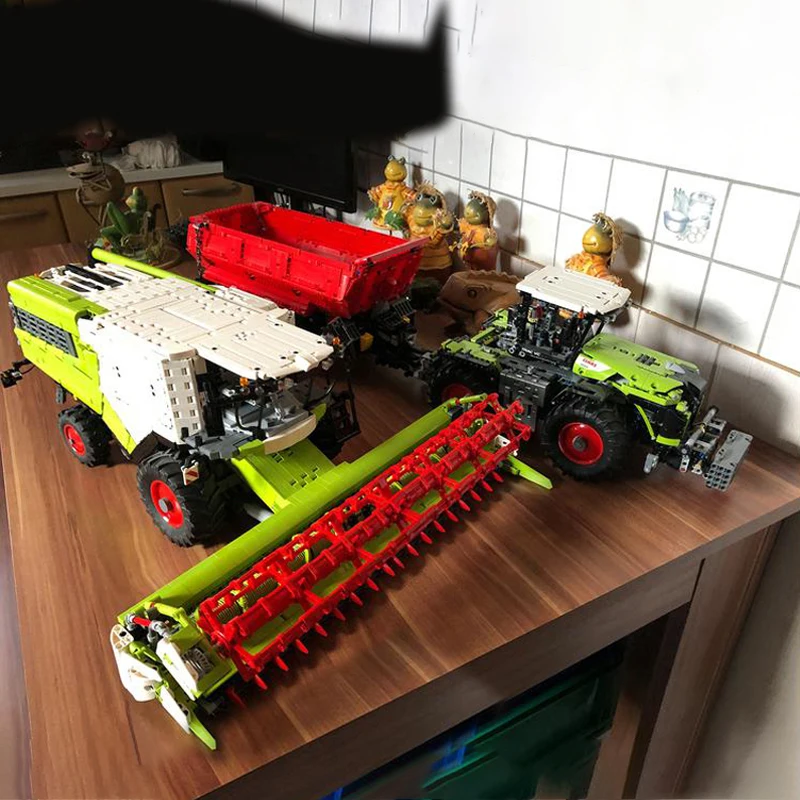 NEW 2024 Technical Tractor 8900 Combine Harvester Electric RC MOC Building Blcoks Model DIY Assemble Bricks Toys Birthday Gifts