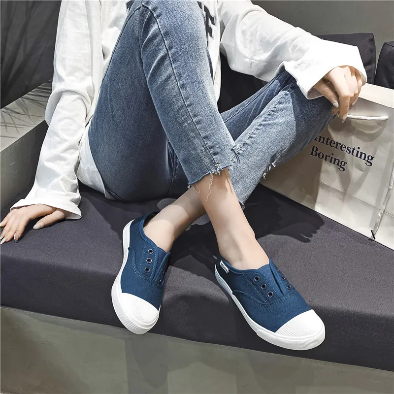 

Women Fashion Sneakers Canvas Shoes White Loafers Ladies Casual Vulcanize Shoes Woman Skateboarding Run Sneakers High Quality