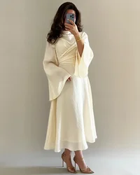 맞춤형 우아한 A 라인 사우디 아라비아 댄스 파티 드레스 O 넥 긴 소매 발목 길이 생일을위한 Pleated 공식 파티 드레스