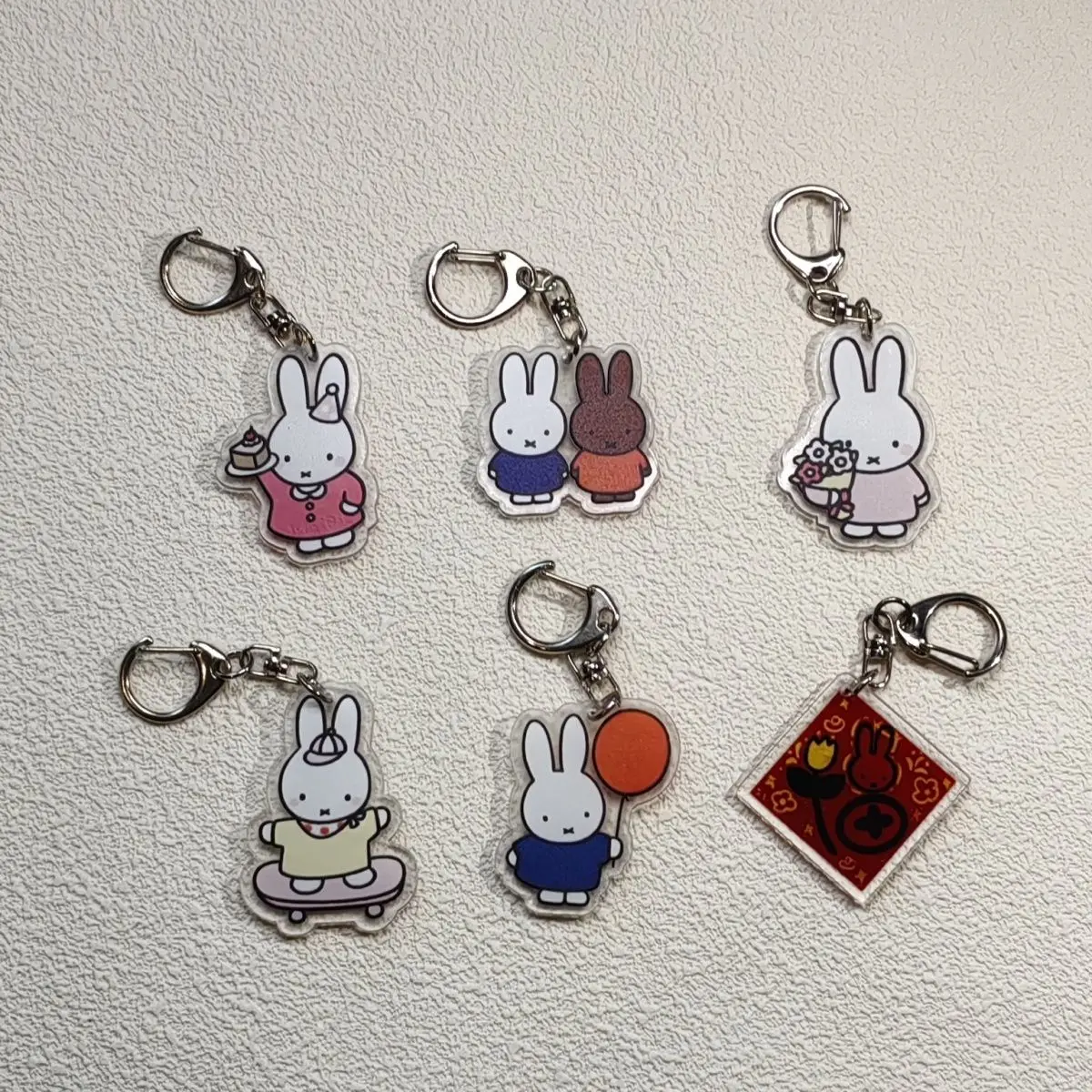 

Cute Cartoon High Beauty Miffy Rabbit Double Sided Keychain Book Charter Pendant Student Female Girlfriend Couple Gift