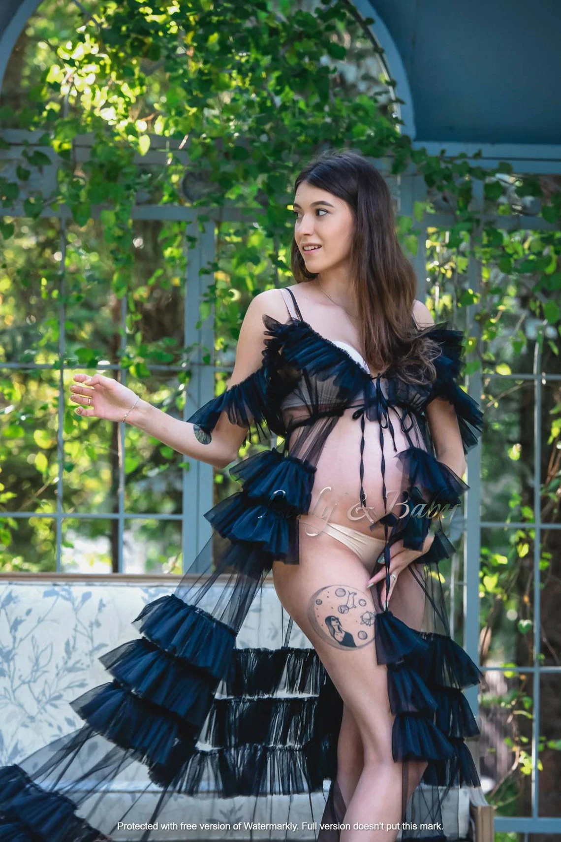 Sexy Illusion Long Tiered Tulle Robes Open Front Maternity Dress for Photoshoot Black Off Shoulder Gender Reveal Party Dresses